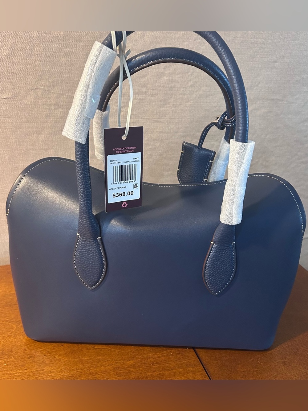 Radley London Liverpool Gardens
Medium Ziptop Grab Bag Naval Blue NWT - Picture 3 of 9